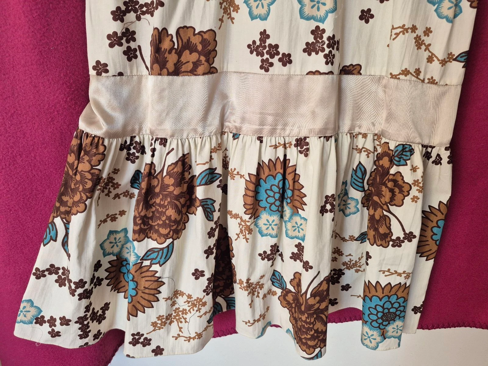 Vestido Midi Floral Novo/Robe midi fleurie neuve/Nuovo abito midi floreale/Nuevo vestido  – photo 4